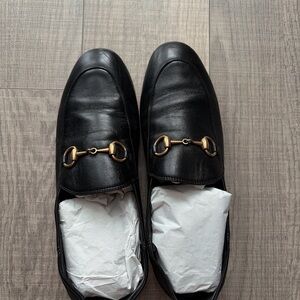 Gucci Black Leather Loafers with Gold Detailing